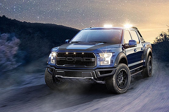 2019-F150-Raptor-lifestyle-555x369px (1)