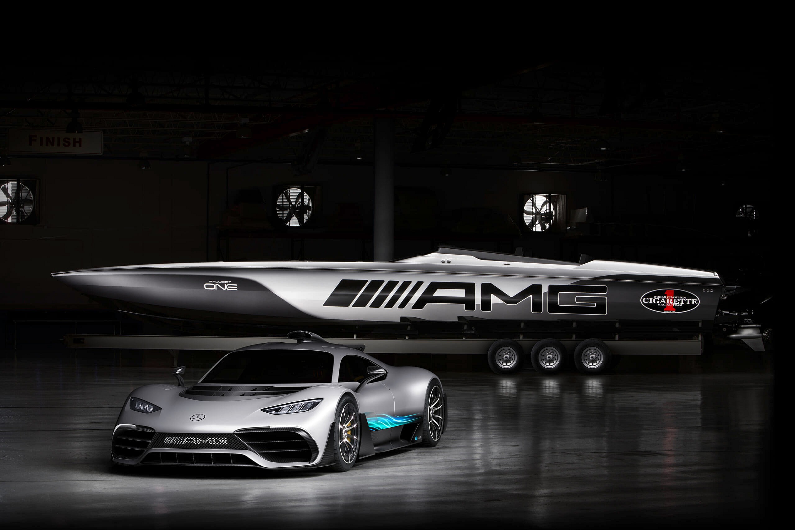 AMG18113_sx003_grp_comp_v003_sc_hr