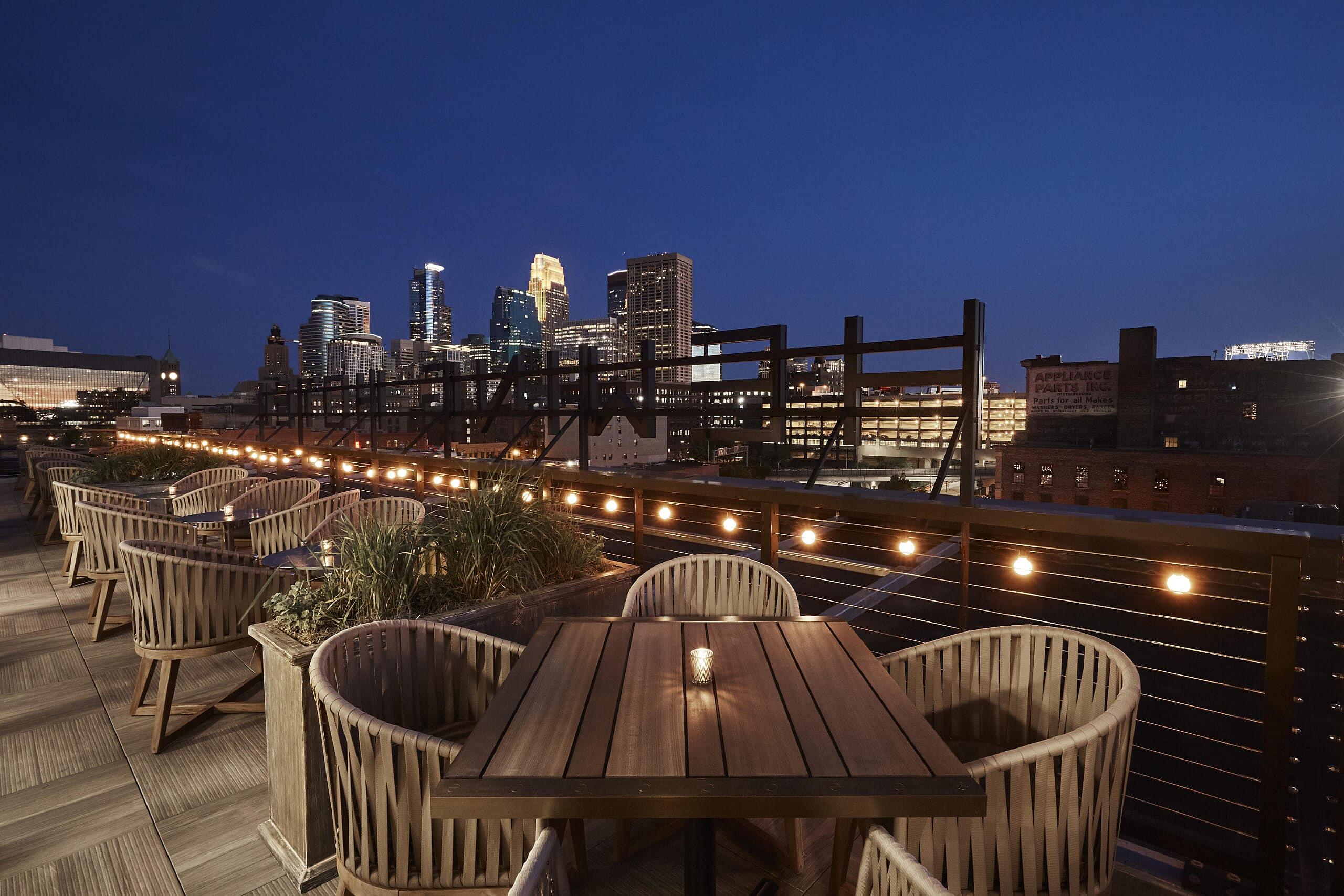 HH Rooftop 01