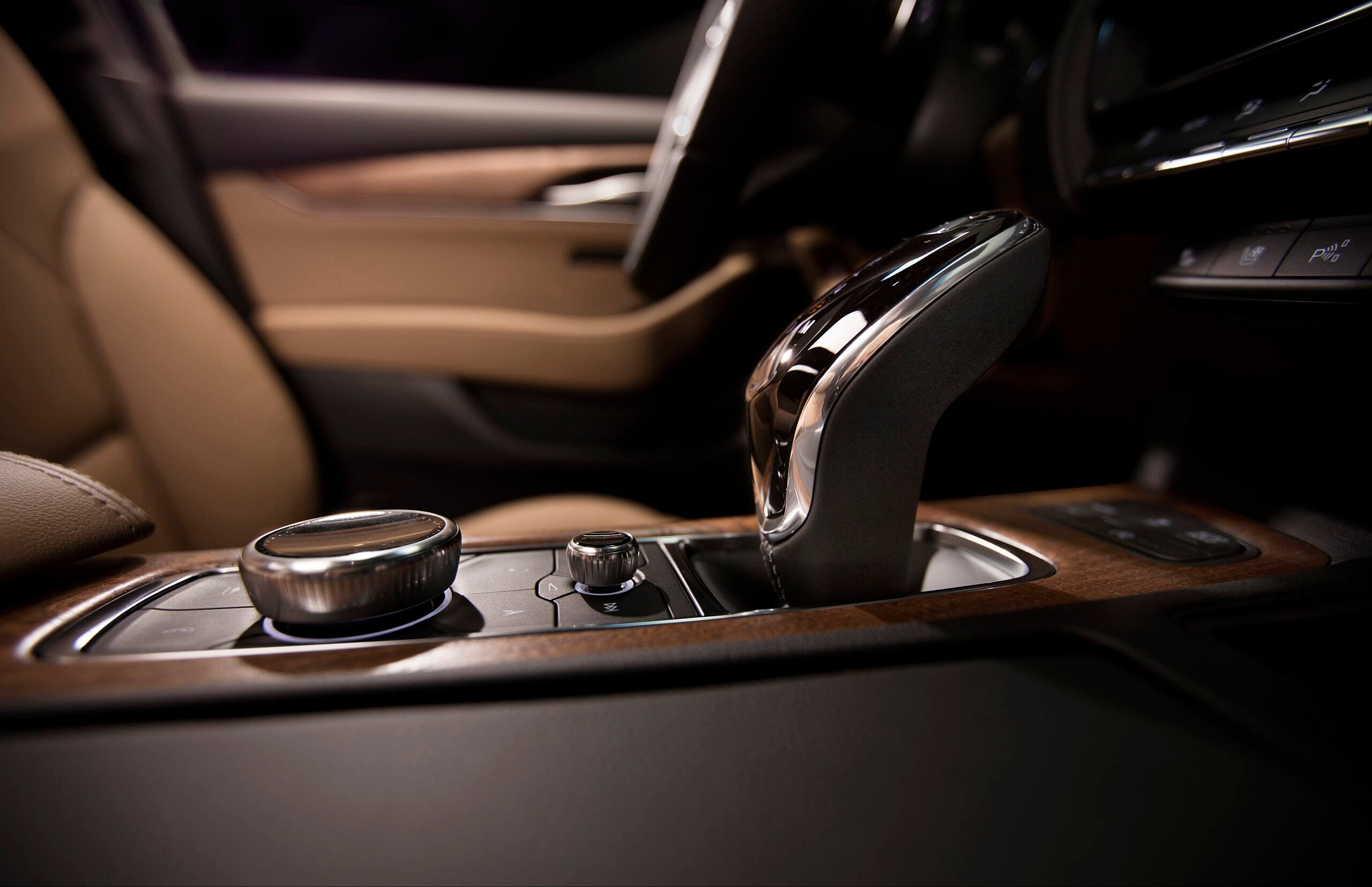 2020-Cadillac-CT5-PremiumLuxury-008