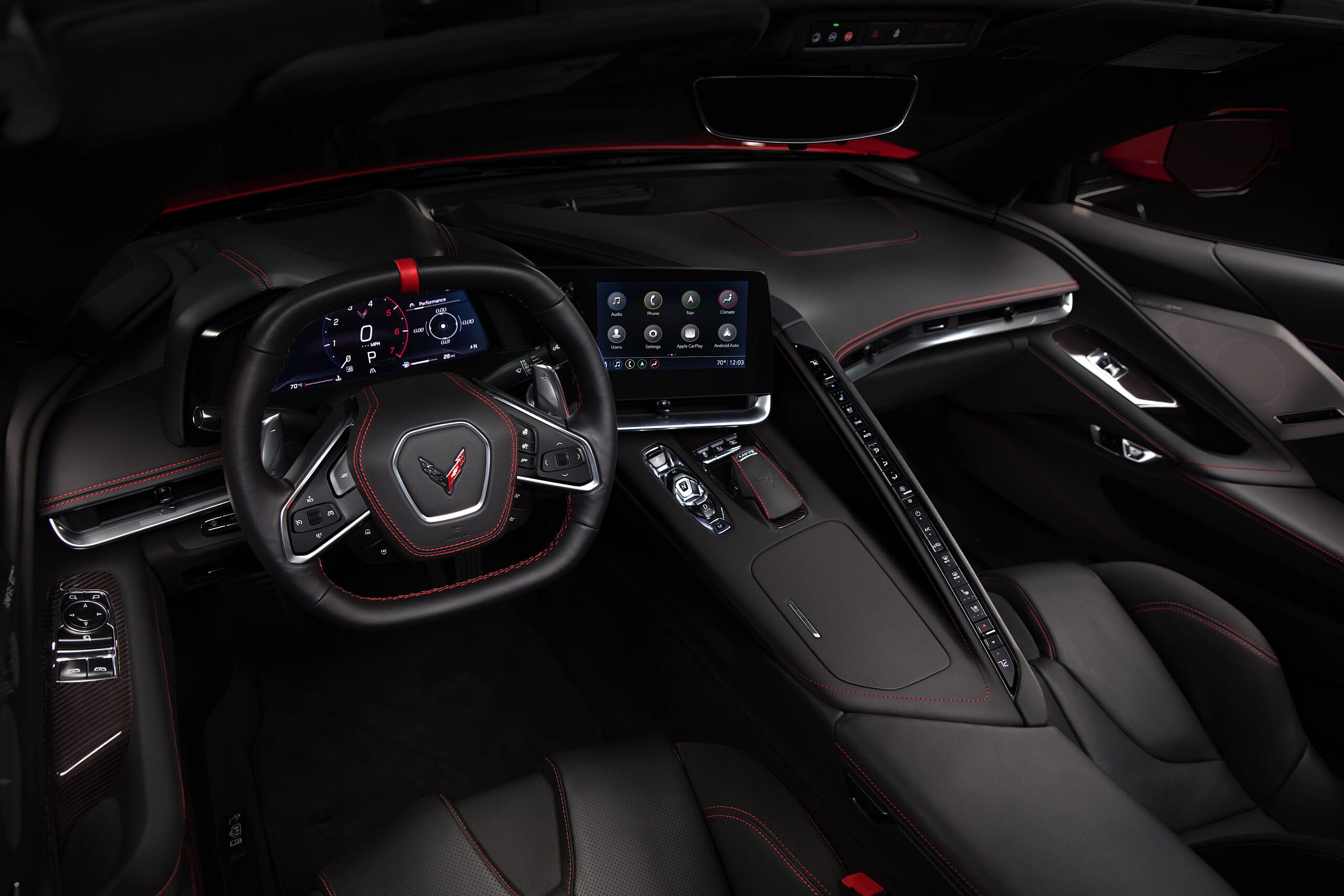 2020-Chevrolet-Corvette-Stingray-014