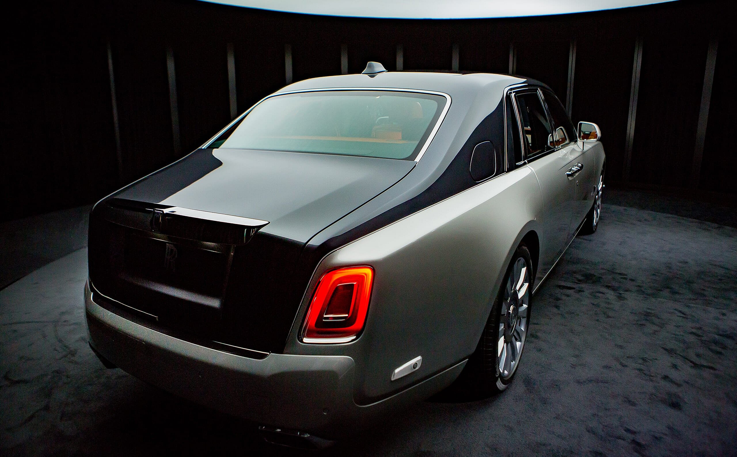 RR PHANTOM VIII (19)