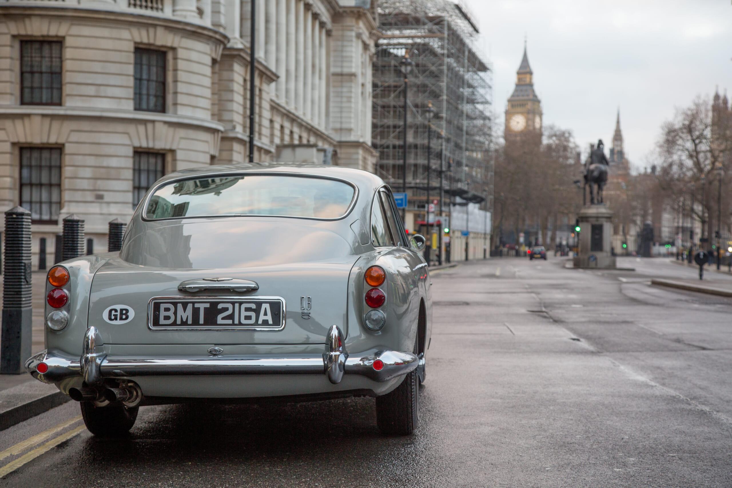 Goldfinger DB5 Continuation_Spectre 2015 James Bond Aston Martin