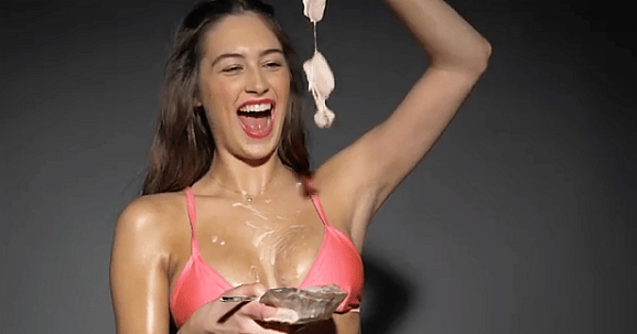 Elsie Hewitt Promo.png