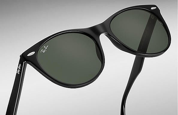 Ray-Ban