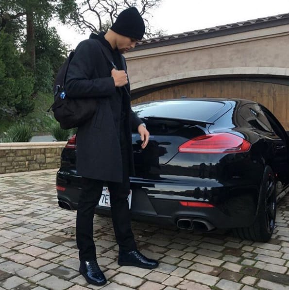 Stephen-Curry-Porsche-Panamera.png