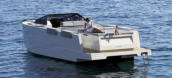 De Antonio Yachts D33 Cruiser - sunning.jpg Great for speeding around or bobbing along (Photo: De Antonio Yachts)