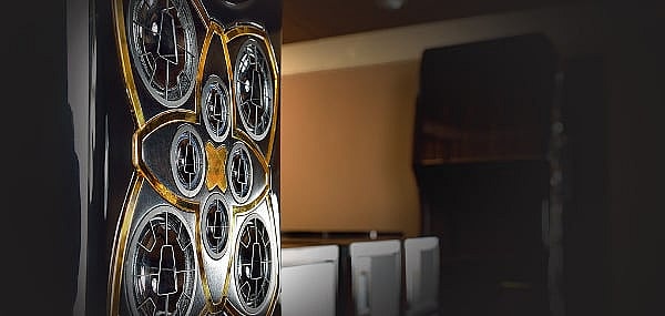Kharma Enigma Veyron EV1 - 1.jpg A close-up of its mesmerizing focal point