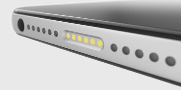 iPhone 8 rumors concept design - Marek Weidlich charging port.jpg Perhaps the Lightning port is next to go (Photo: Marek Weidlich)