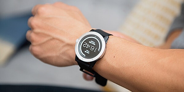 PowerWatch converts your body heat into electricity (Photo: Matrix Industries)