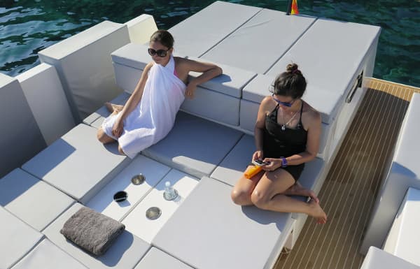 Perfect for entertaining a few choice guests (Photo: De Antonio Yachts)