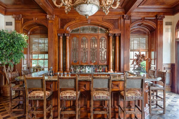 End every day with a nightcap at your bar