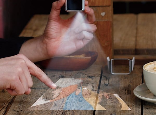 Cast One also projects 720p movies