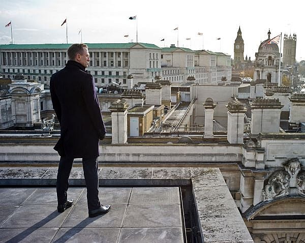 Daniel Craig in Skyfall Daniel Craig in Skyfall - Daniel Craig has brought a lot of things to the role of Bond – notably abs and a relentless, brooding intensity – but his incarnation of 007 is as defined by style choices as blunt force trauma. The modern Bond is sophisticated and masculine. He’s also British as all get out, sporting a colorful, sharp-lapeled coat he no doubt picked out in St. James on his way from a sexual encounter to a violent encounter and picked up on his way back.