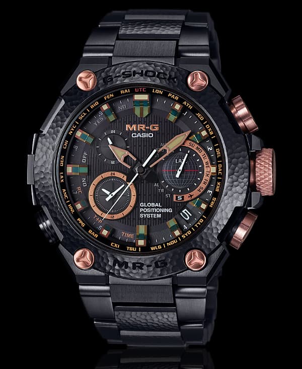 Casio G-Shock MR-G Hammer Tone - facing.jpg Fully analog with GPS timekeeping