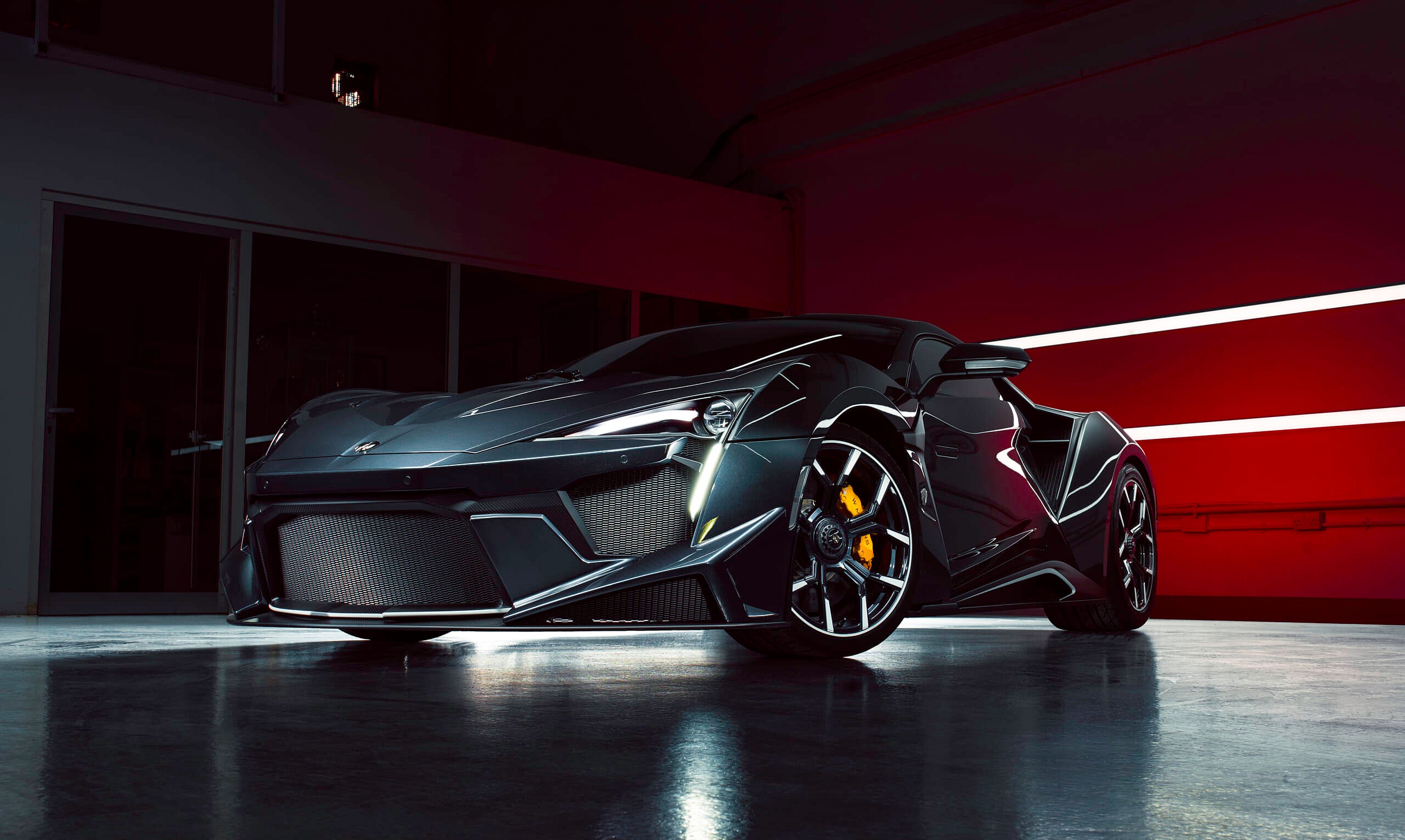 W Motors Fenyr SuperSport - Exterior 2