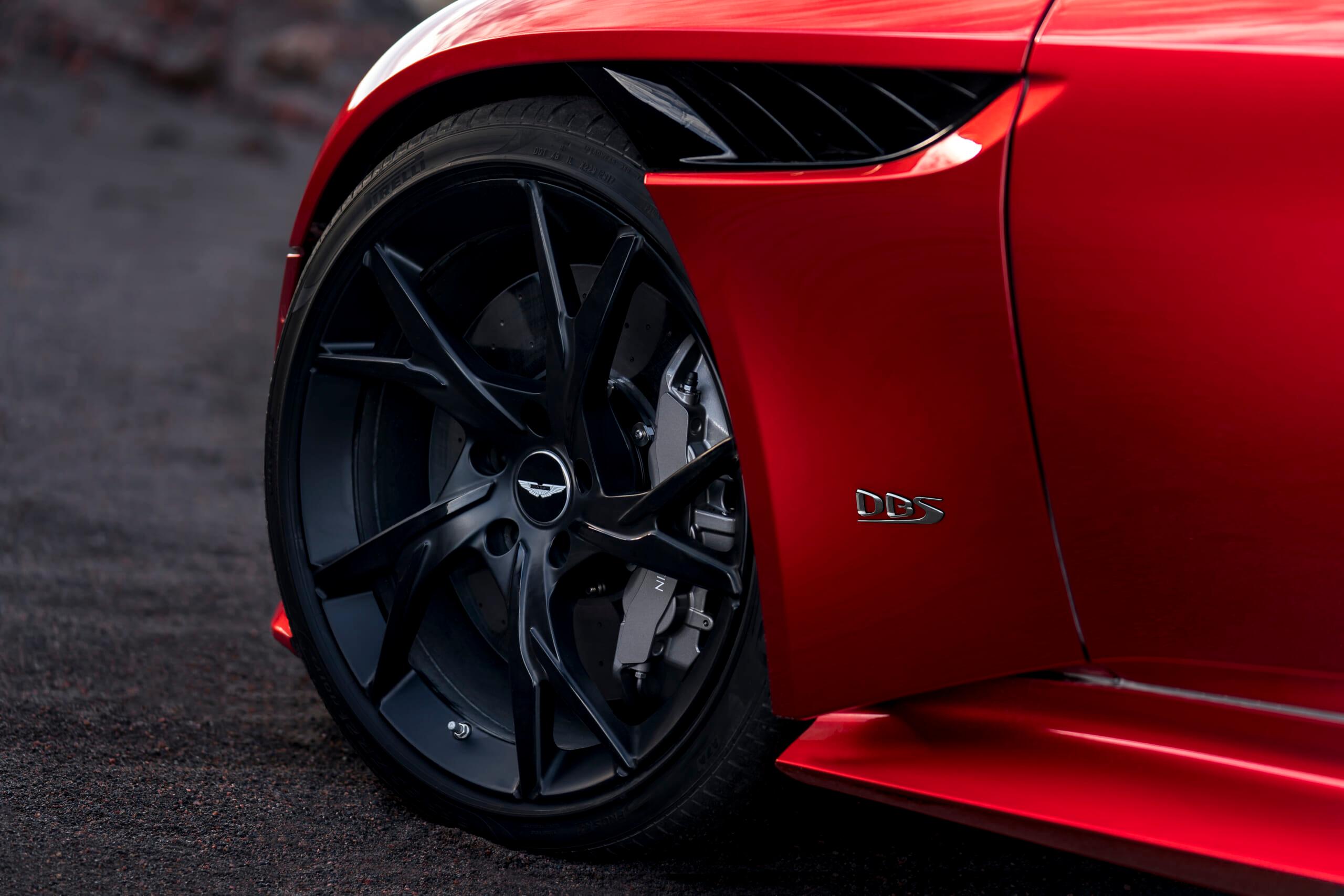 DBS_Superleggera_27783