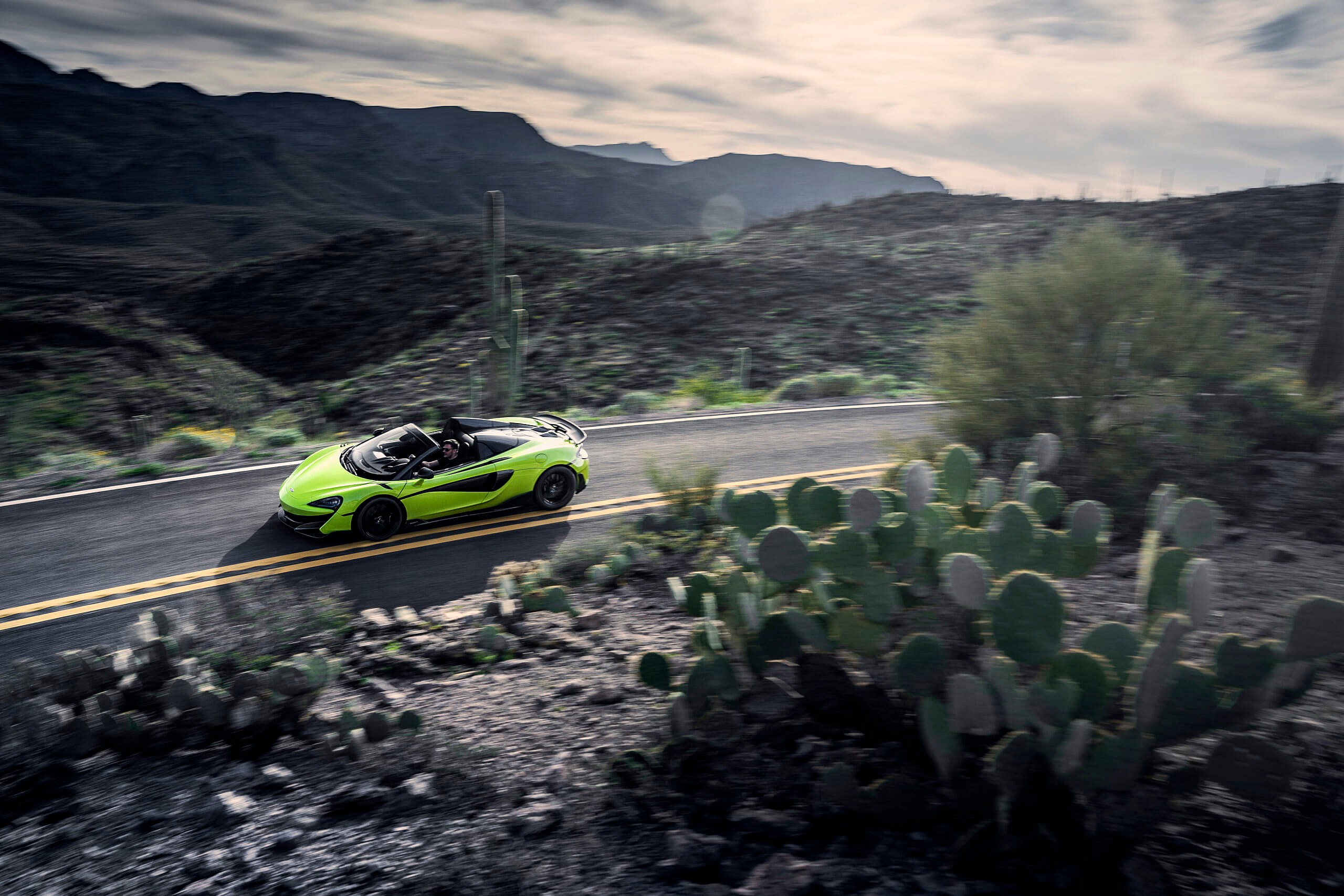McLaren-600LTSpider-GlobalTestDrive-0112