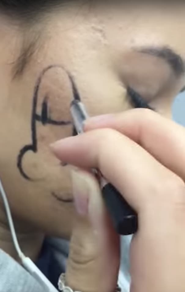 Prank Girls Dick Drawing (2)