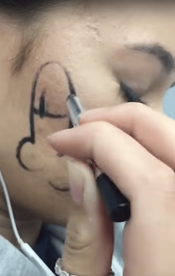 Prank Girls Dick Drawing (2)