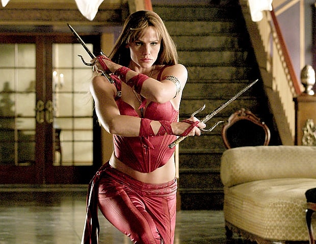 1397715949_jennifer-garner-elektra-zoom.jpg