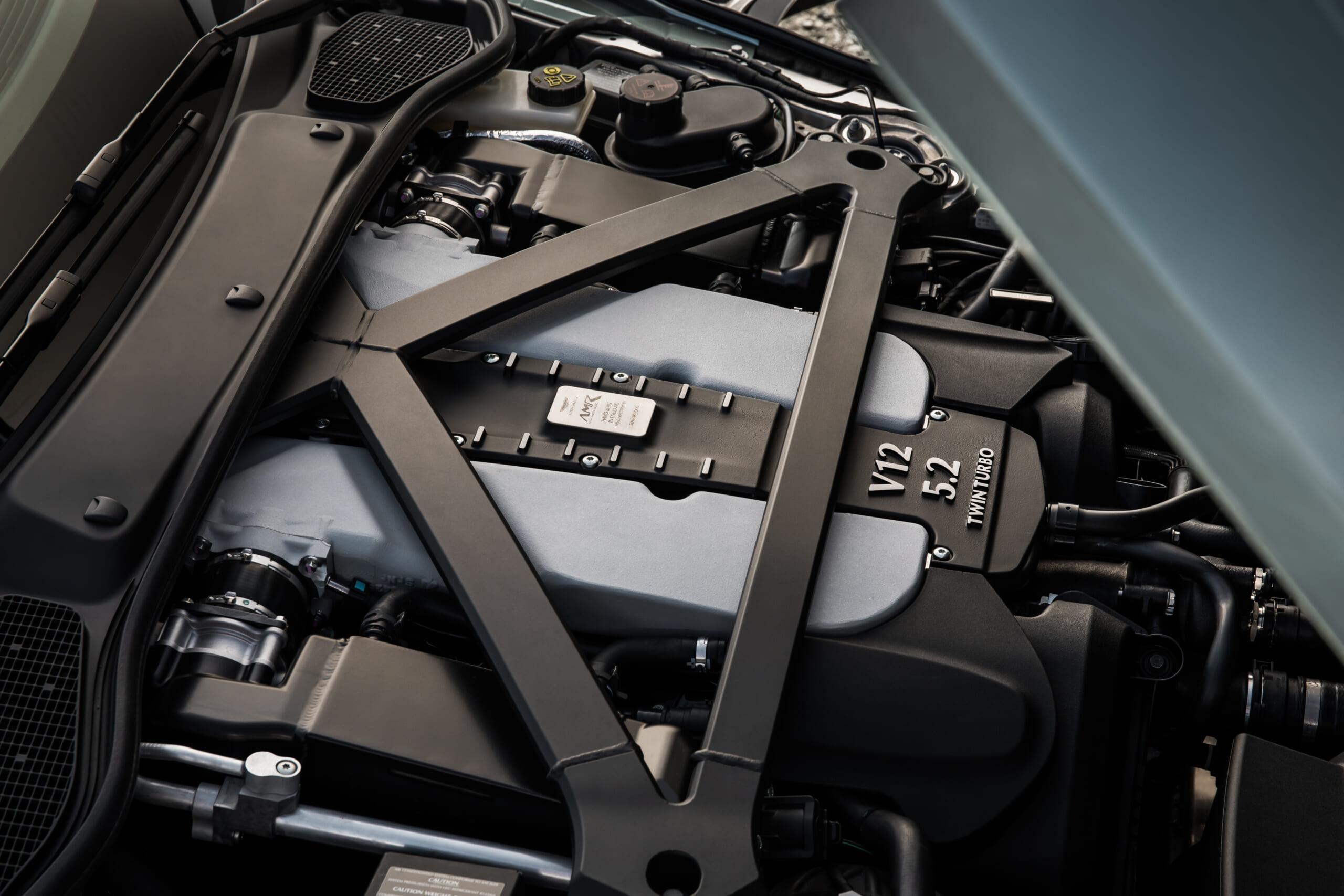 Aston Martin DB11_AMR_ (3)