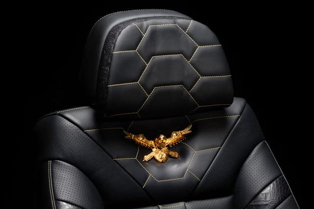 dartz-black-alligator-7-640x427-c