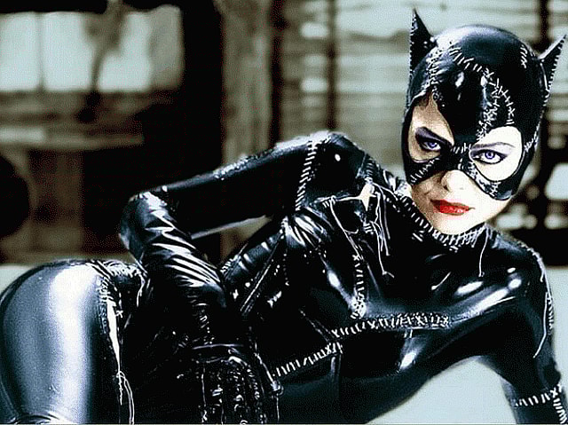 MichellePfeifferCatwoman.gif