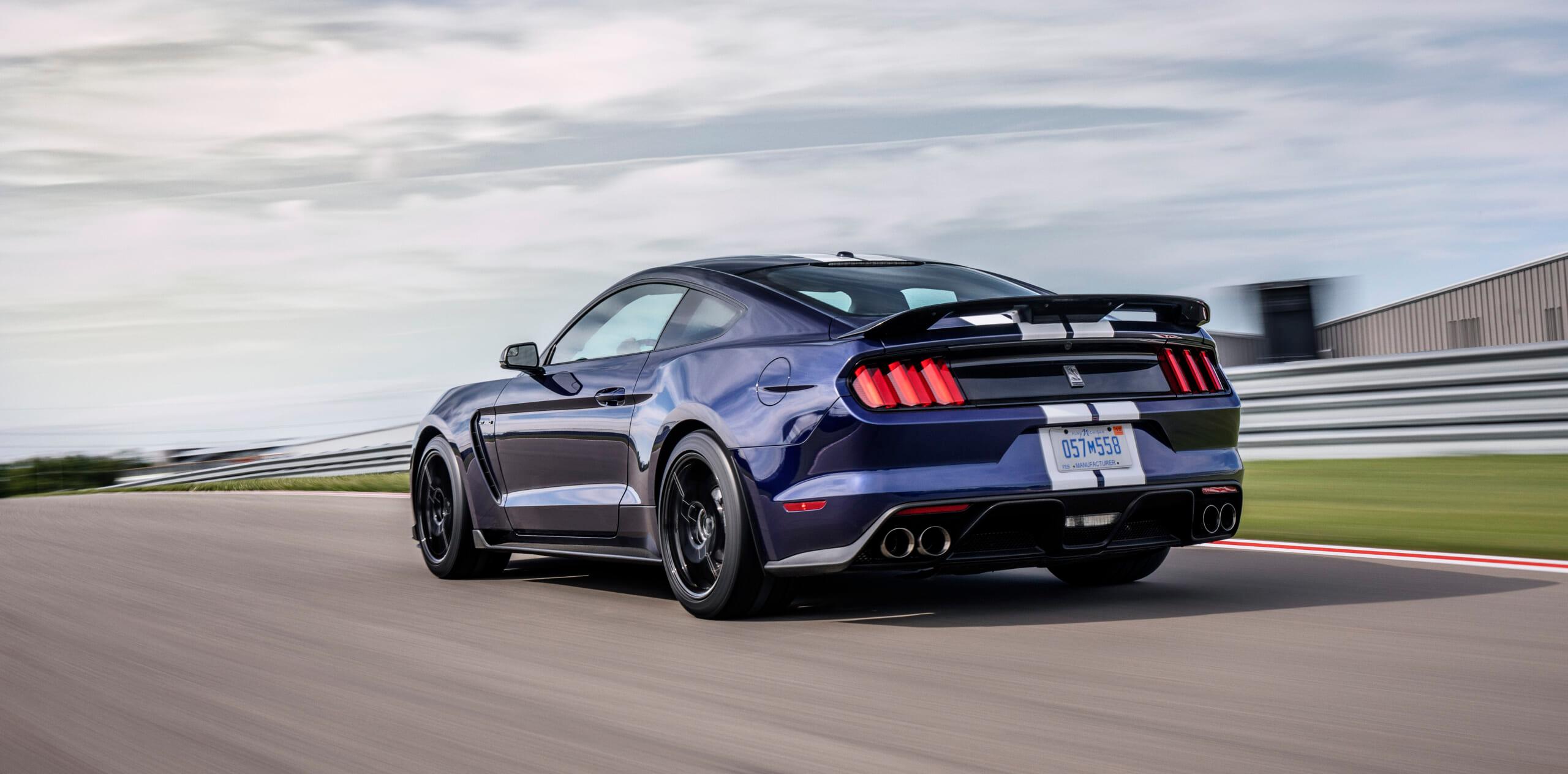 ShelbyGT350_07_HR