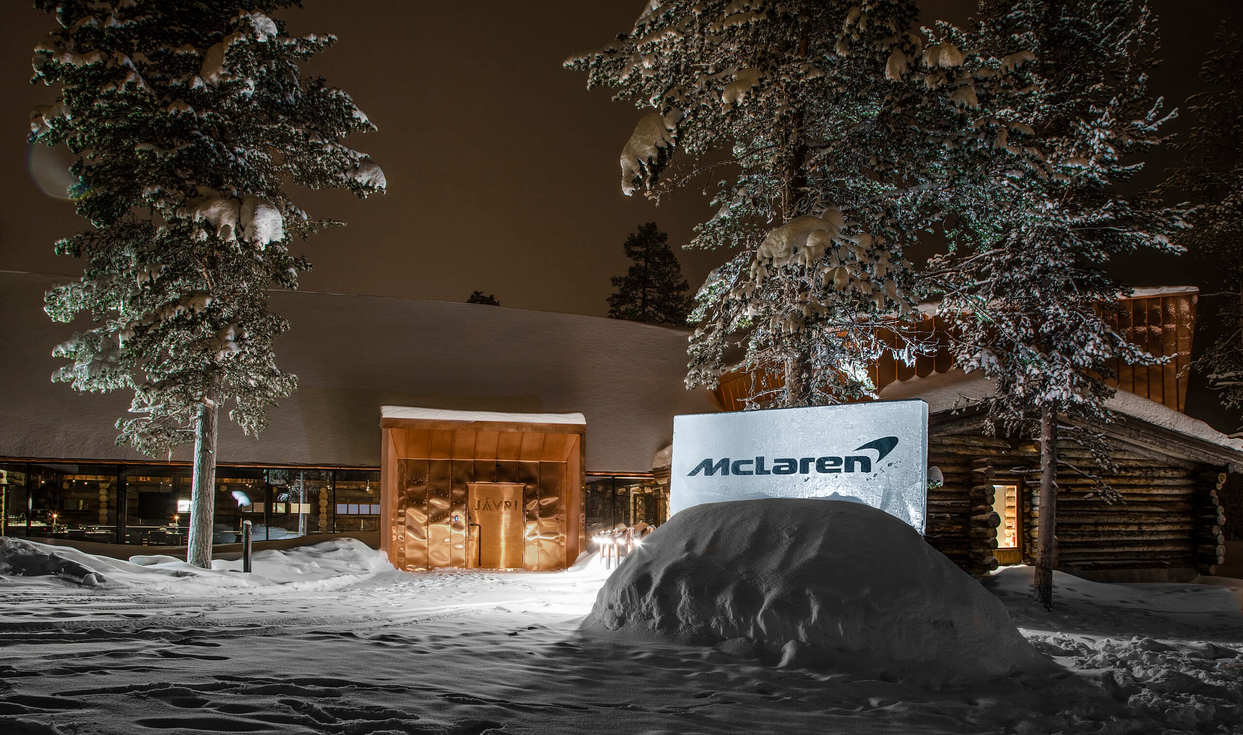 Pure McLaren Arctic Experience - 570S Spider -003