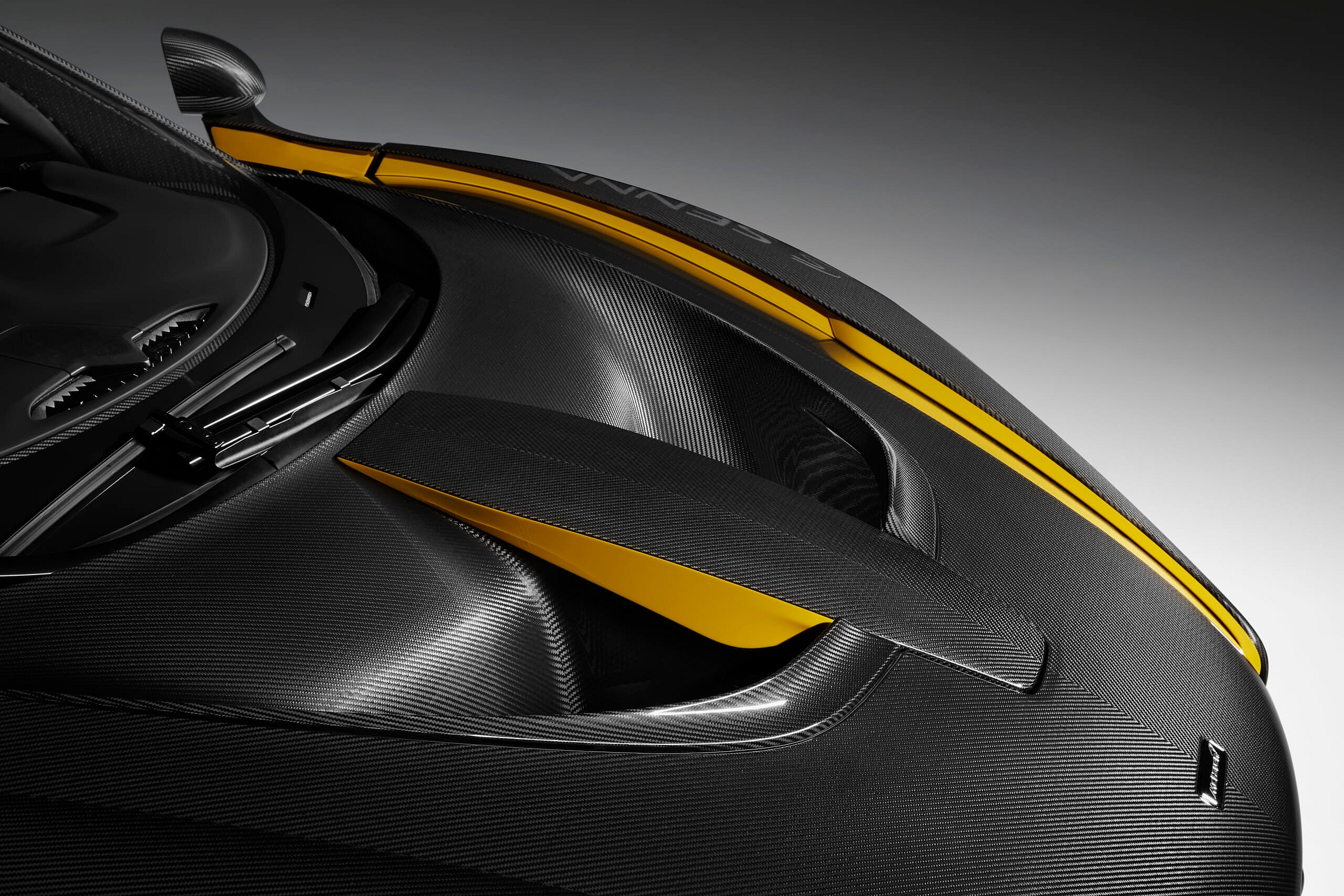 8954-McLaren+Senna+Carbon+Theme+by+MSO_04