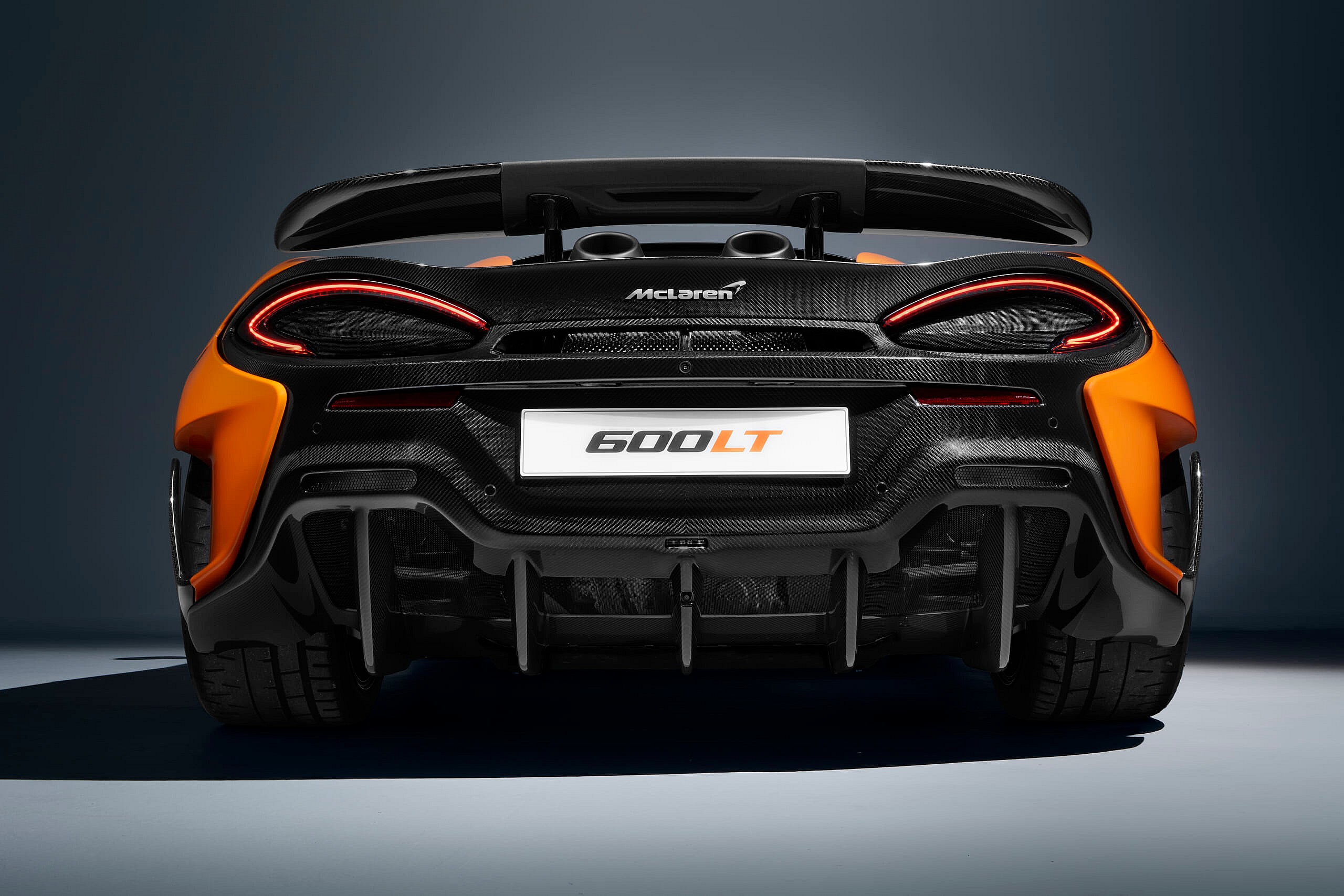 Large-9404-McLaren600LT