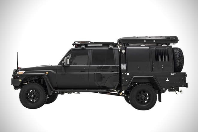 LC-79-Super-Tourer-Land-Cruiser-3.jpg
