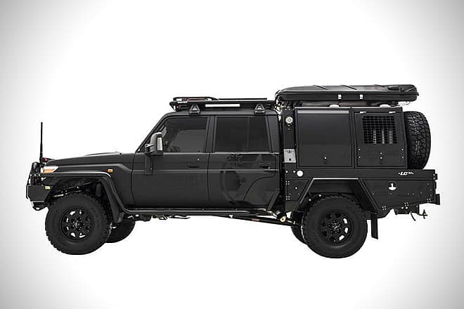 LC-79-Super-Tourer-Land-Cruiser-3.jpg