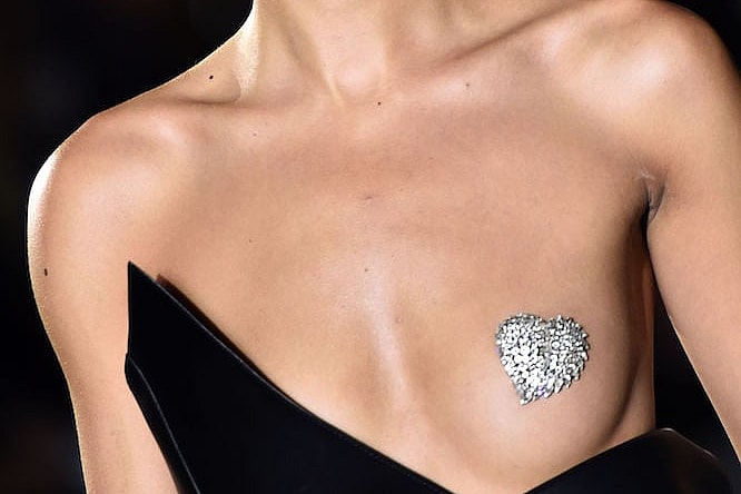 mono-boob-2.jpg