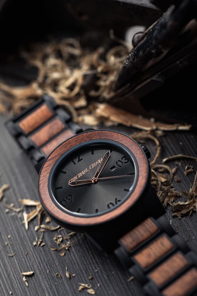 sapele-barrel-watch