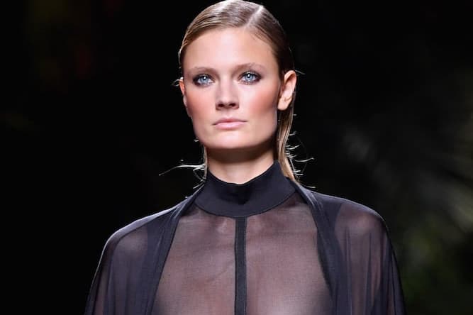 balmain-braless-2.jpg