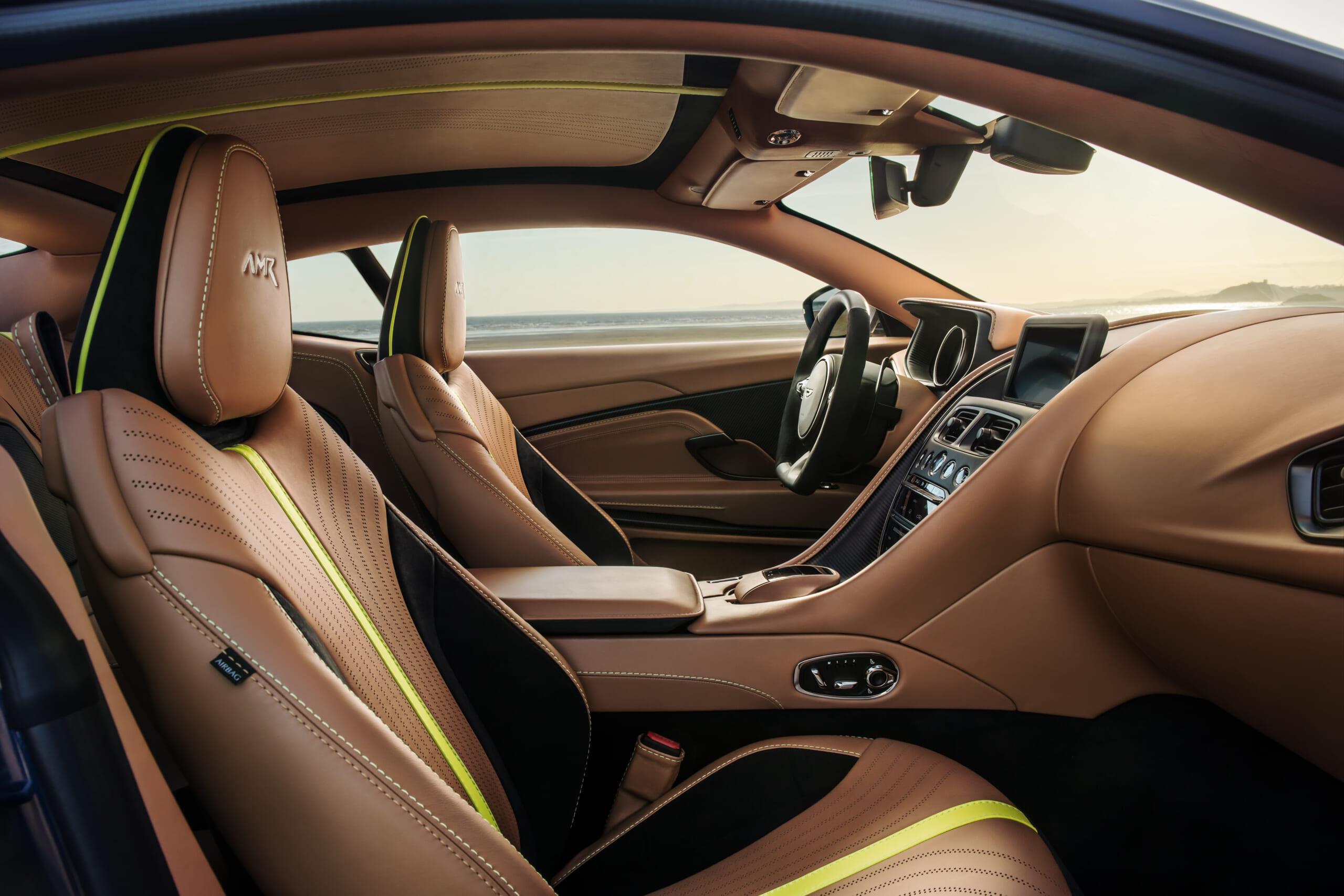 Aston Martin DB11_AMR_ (2)