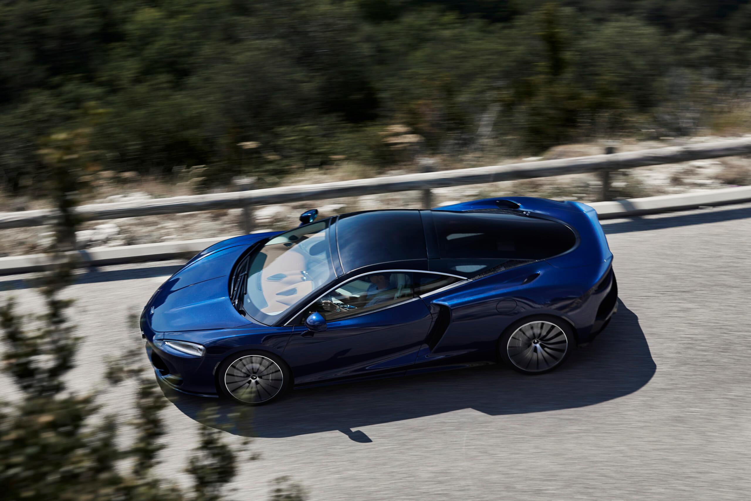 McLaren GT