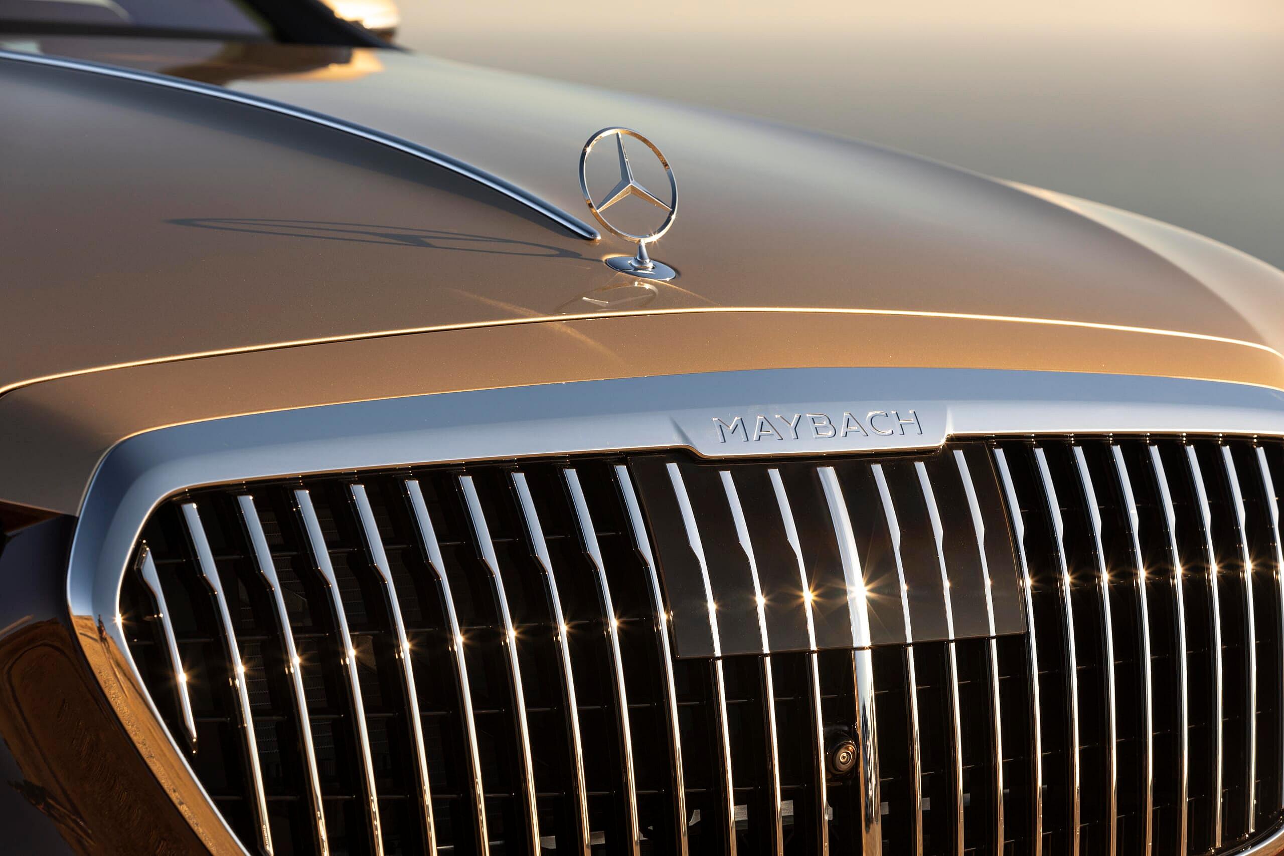 2020-11-08_Image_2021-Mercedes-Maybach-S580-016