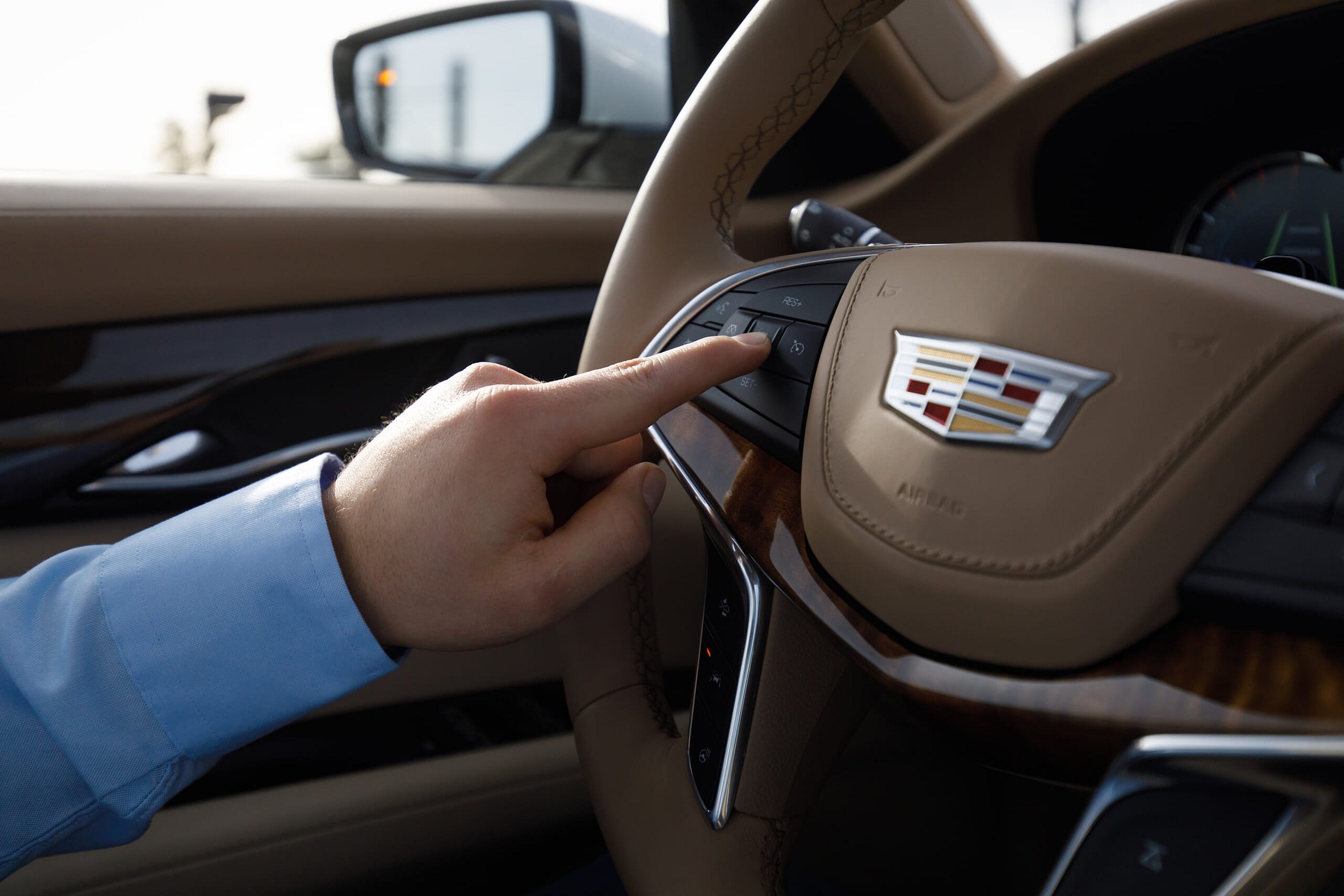 2018-Cadillac-Super-Cruise-03