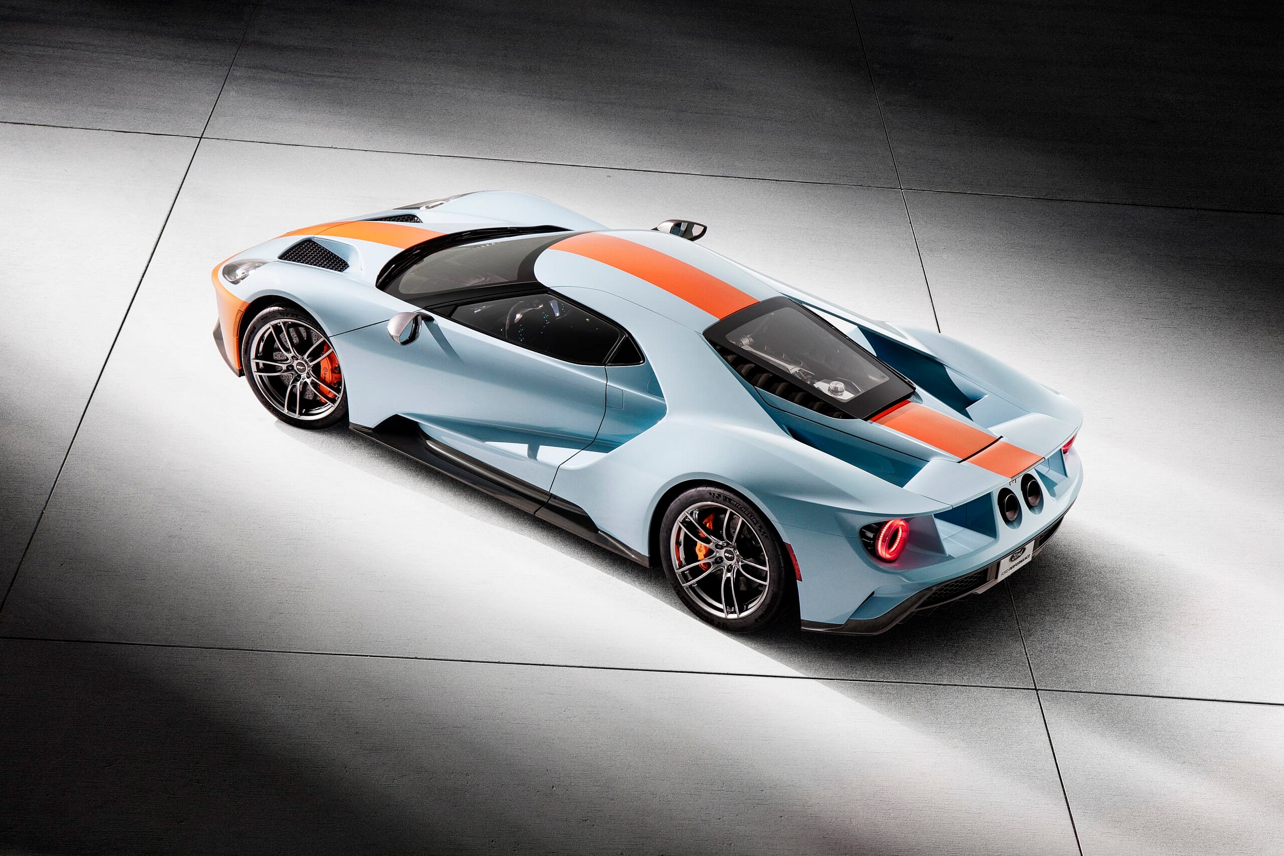2019-Ford GT Heritage4