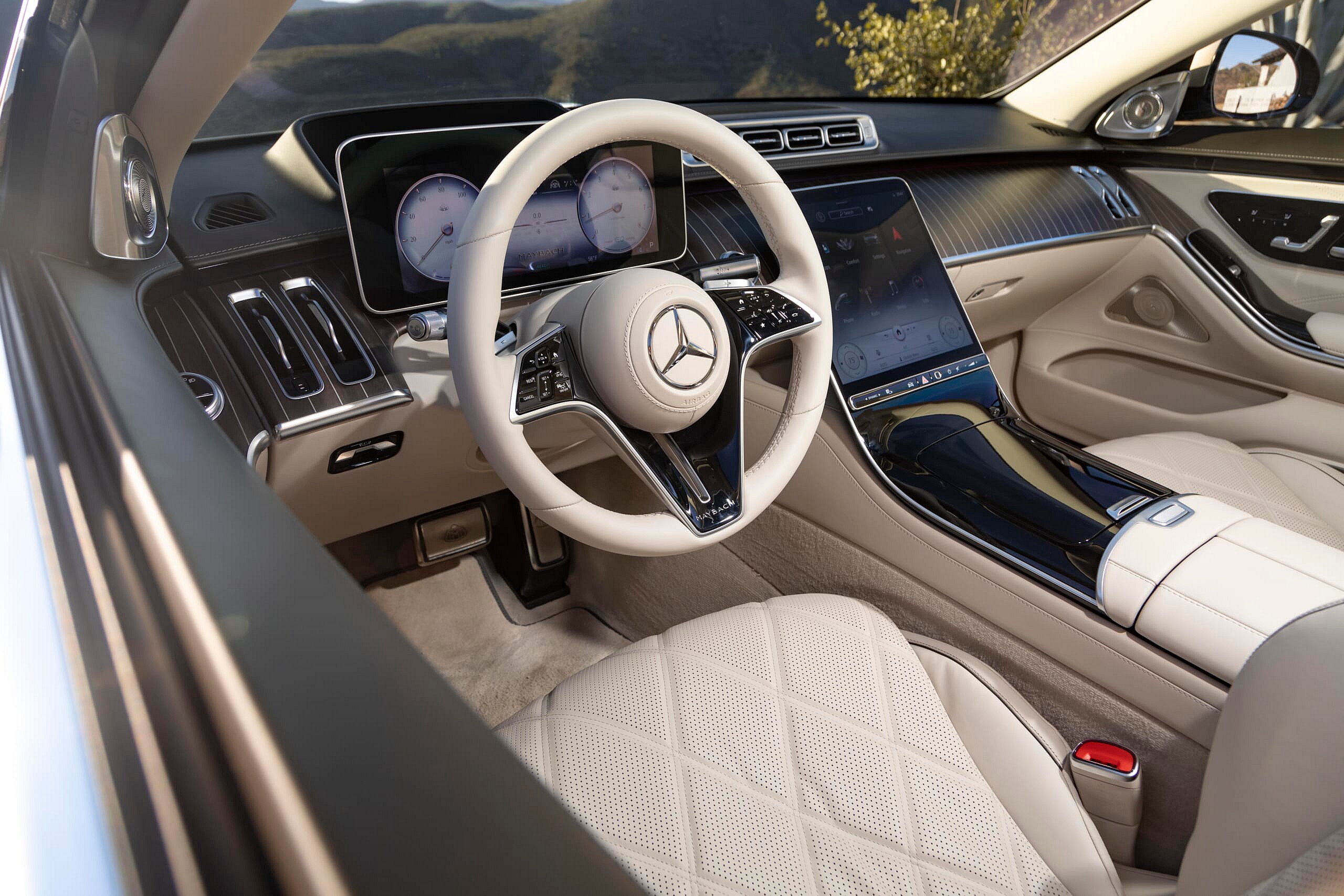 2020-11-10_Image_2021-Mercedes-Maybach-S580-067