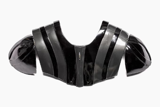 Star-Wars-The-Empire-Strikes-Back-Darth-Vader-Costume-2