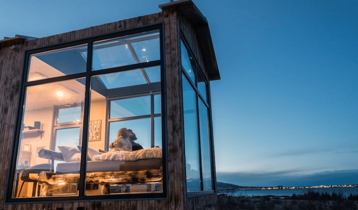 panorama-glass-lodge-sleeping