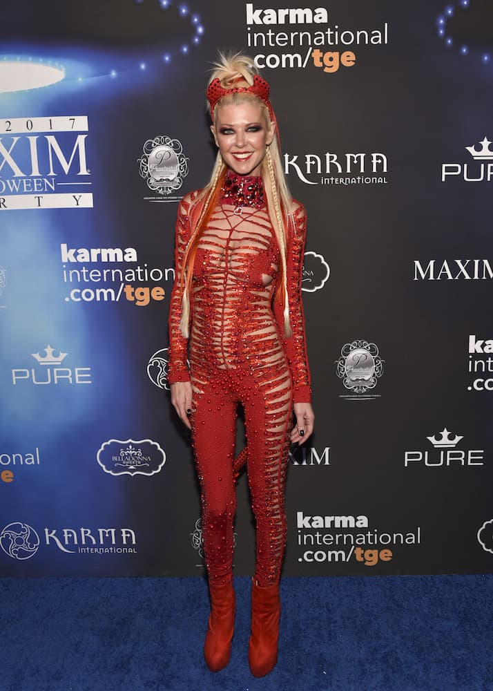 tara-reid-halloween-party