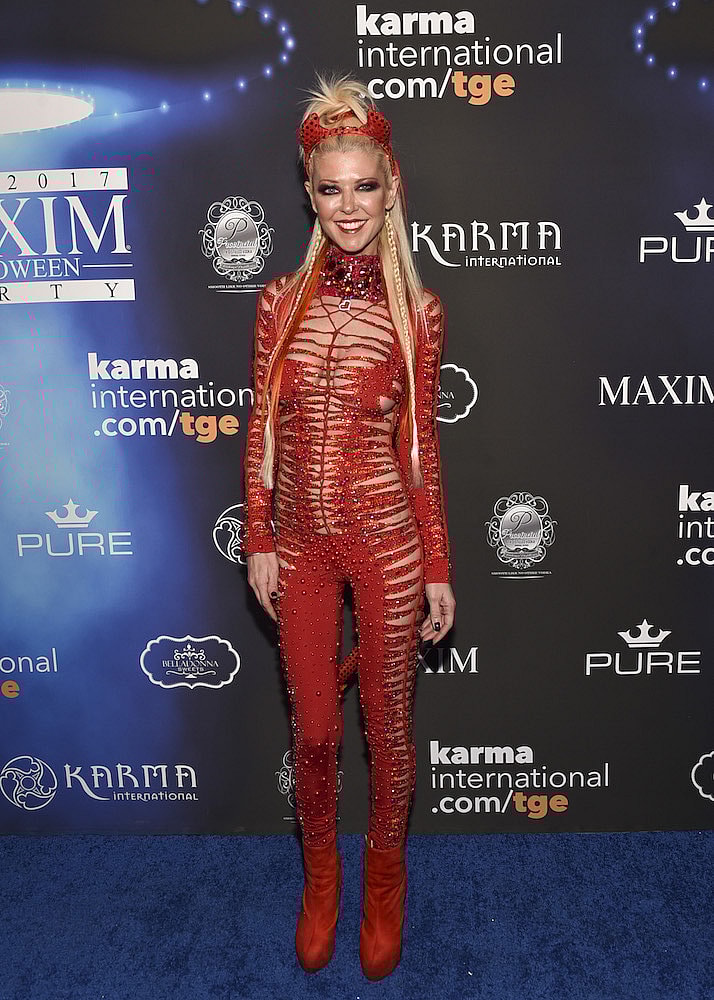 tara-reid-halloween-party