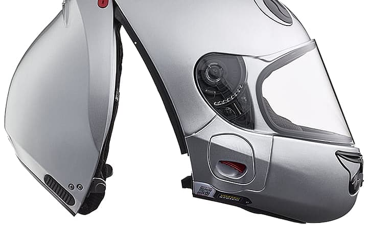Vozz RS 1.0 rear-entry motorcycle helmet