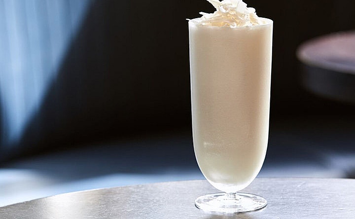 Coupette Champagne Colada