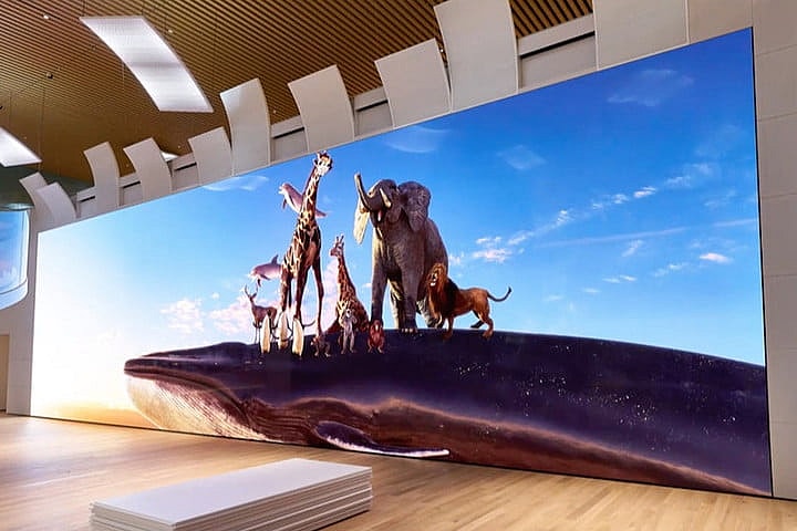 sony-16k-crystal-led-tv-screen-1-720x720